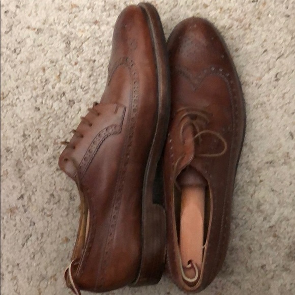 Footwear - Picture 2 of 5